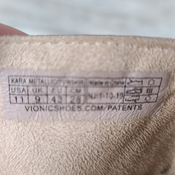 Vionic KARA Rose Gold Metallic Leather Cross-Band Demi-Wedge Sandals 11 - Picture 8 of 9